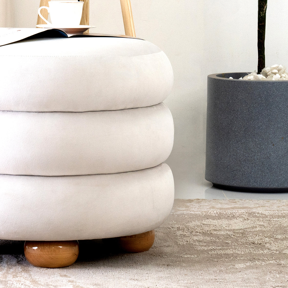 Boucis Pouffe