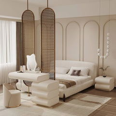Valentina Manifesto Bed / Full Boucle